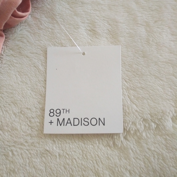 89th + Madison "Paris"🇫🇷 Tee - NWT - Picture 7 of 12